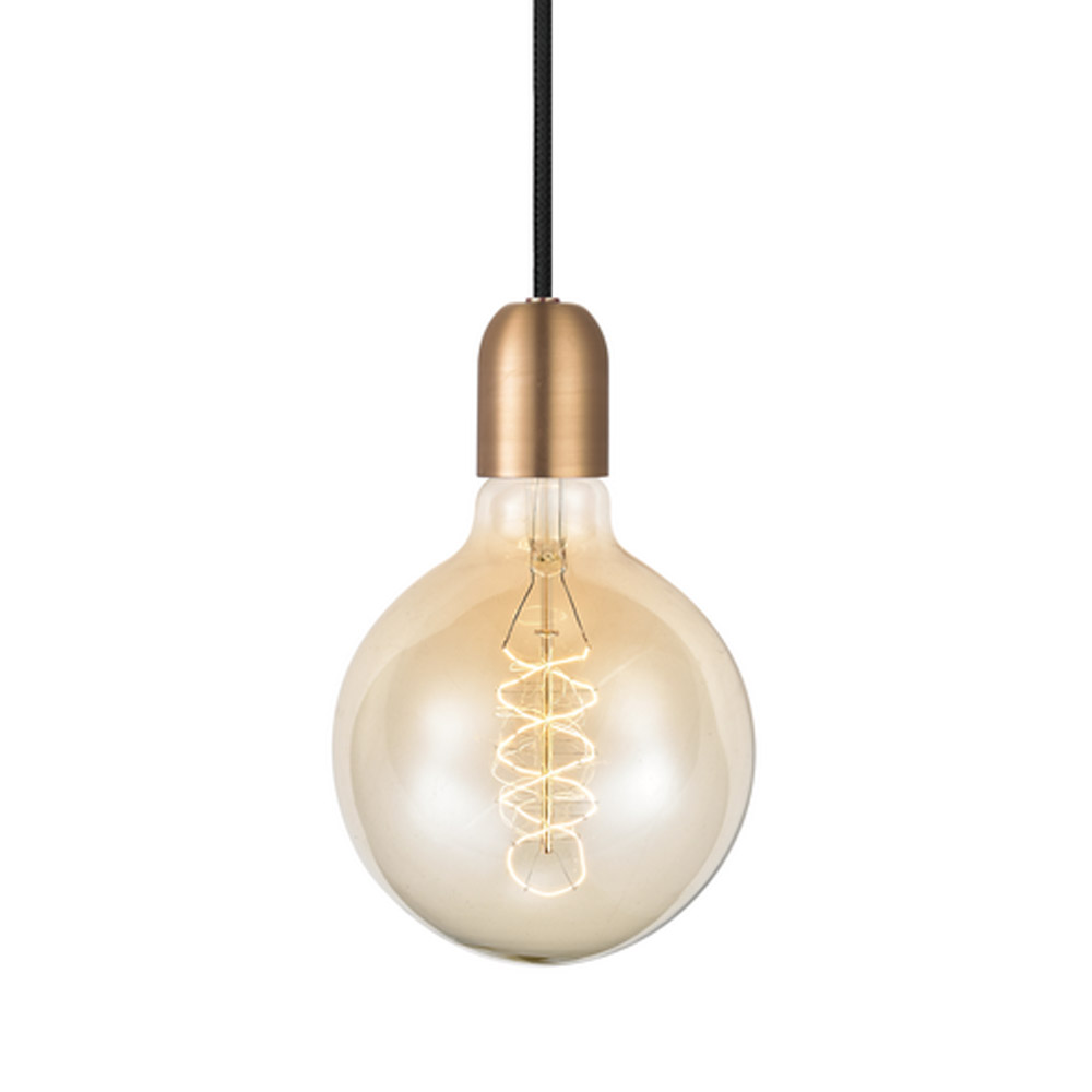 Classic Ø4 Cobre Lámpas de techo De Halo Design - Recomendamos colocar varias en grupo encima de la mesa del comedor o como lámpara colgante en el dormitorio encima de las mesas de noche, o por qué no en un rincón del salón donde se necesita un poco de iluminación extra acogedora.