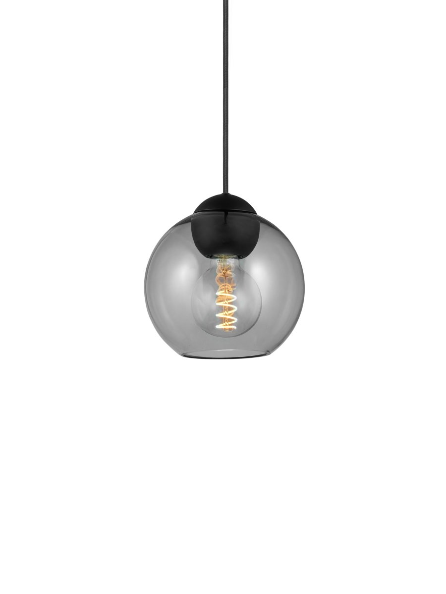 Imagen ampliada de Bubbles Ø18 Color humo Lámpas de techo De Halo Design - El vidrio ahumado en combinaci&oacute;n con los detalles de metal negro mate a&ntilde;ade elegancia y, cuando se enciende, garantiza una hermosa distribuci&oacute;n de la luz en la habitaci&oacute;n.