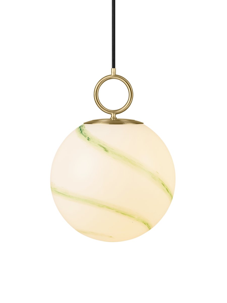 Stockholm Ø25 Verde Lámpas de techo De Halo Design - La l&aacute;mpara de techo Stockholm es una fuente de luz elegante y sofisticada que llevar&aacute; su interior a un nuevo nivel.