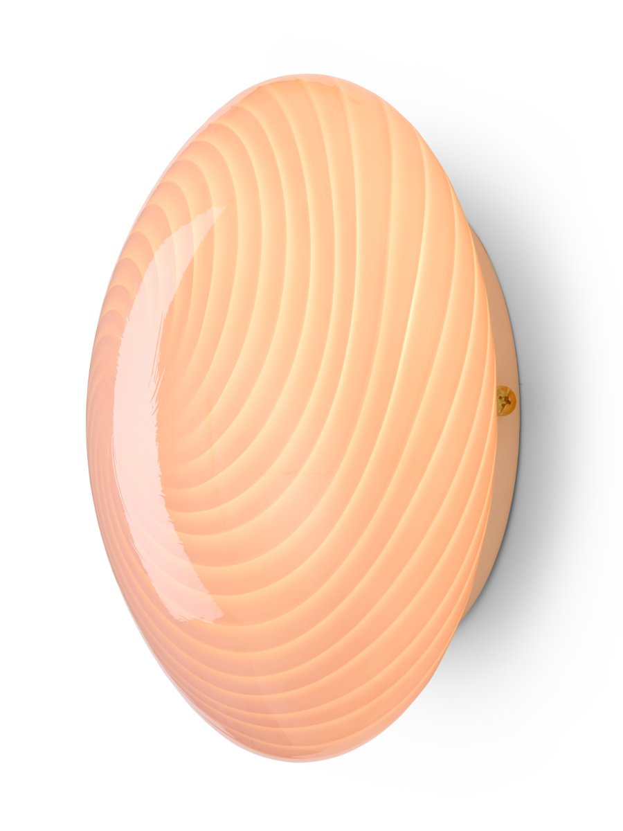 Candy Ø30 Rosa plafón De Halo Design - Candy es una elegante lámpara de techo que combina una artesanía exquisita con un diseño moderno.
