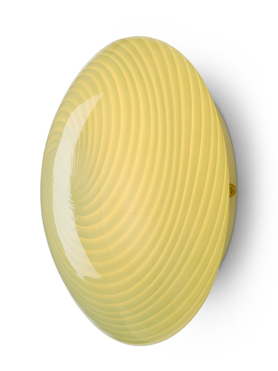 Candy Ø30 Verde plafón De Halo Design - Candy es una elegante lámpara de techo que combina una artesanía exquisita con un diseño moderno.