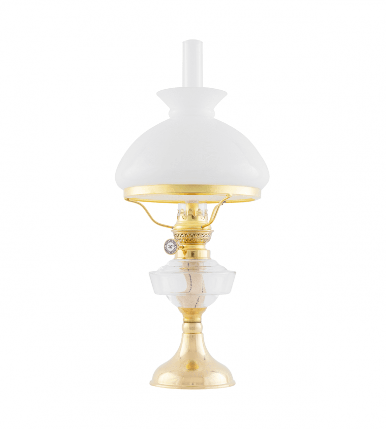 Trossö 190 Latón De Karlskrona lampfabrik - Una l&aacute;mpara de queroseno con cuerpo de vidrio transparente y base sencilla y bellamente curvada es un cl&aacute;sico que hemos tenido en nuestra gama desde la d&eacute;cada de 1890.