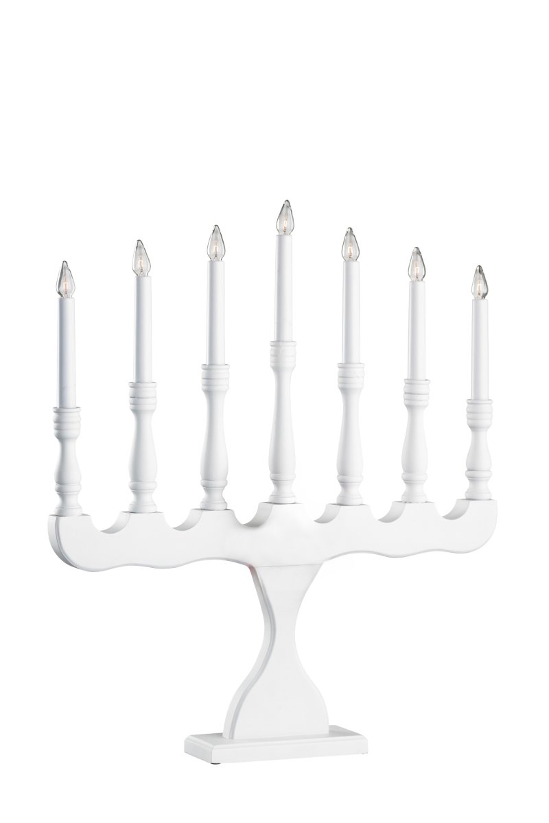 Svaneholm Blanco De Markslöjd - Candelabro de siete brazos en color blanco que se adapta a cualquier hogar.