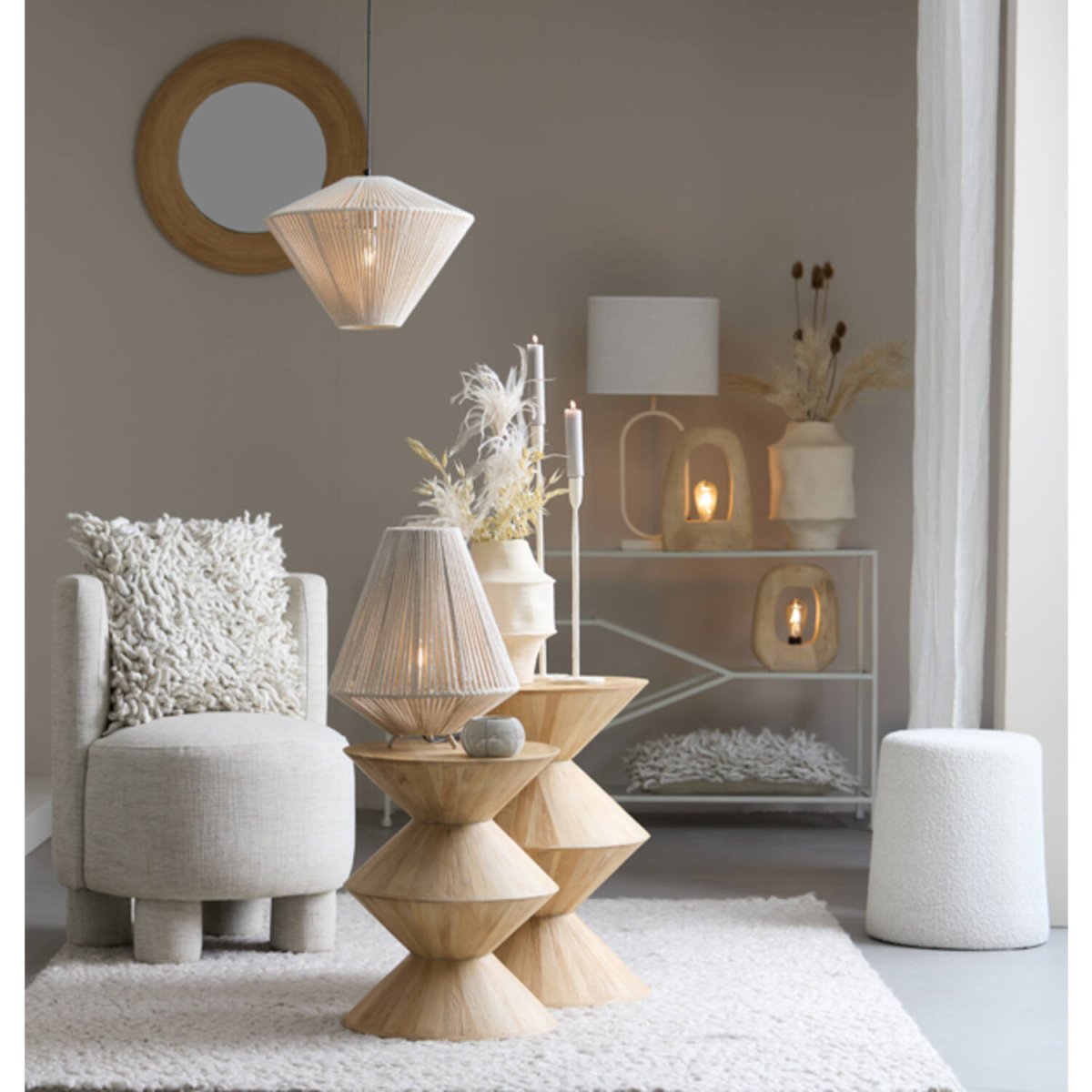 Felida 40cm Blanco cremoso lámpara de mesa De Light & Living - 