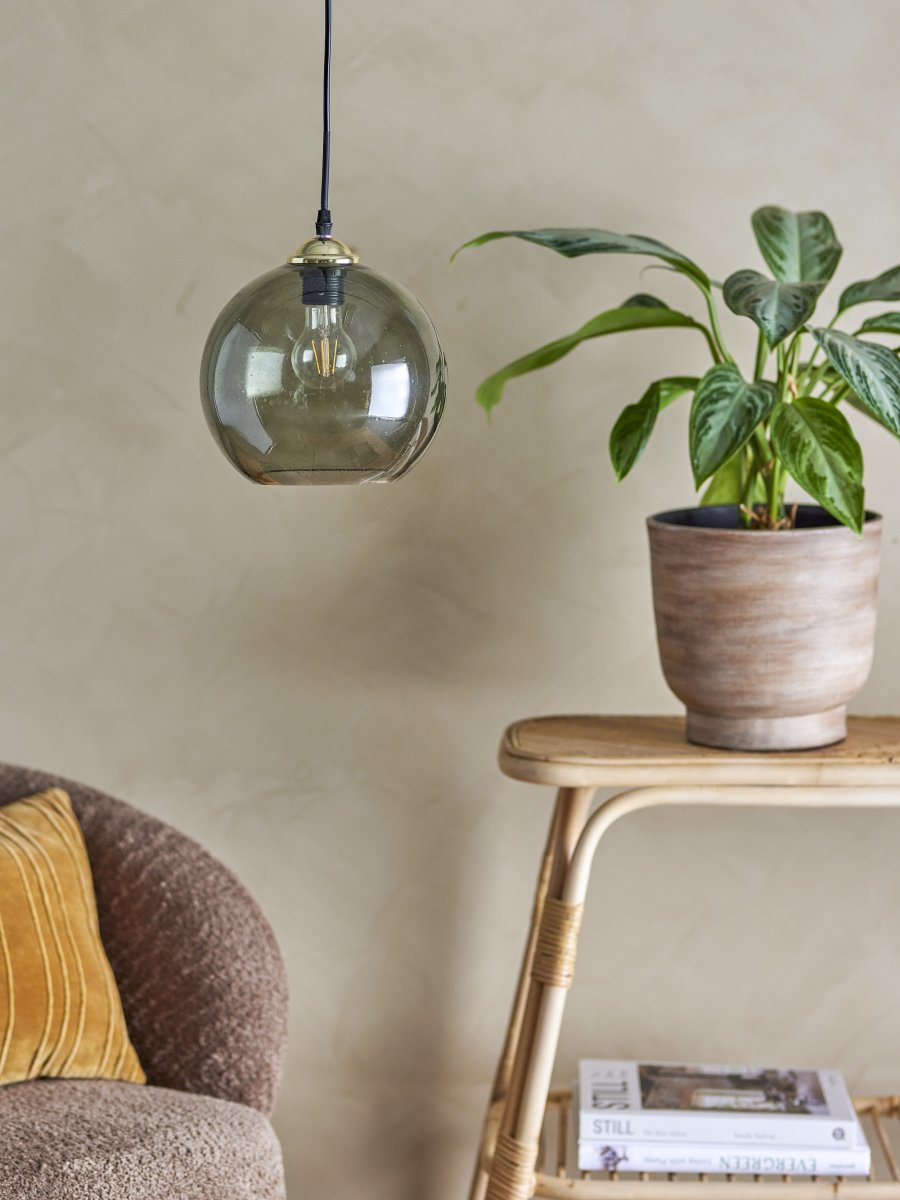 Alber Ø23 Verde Lámpas de techo De Bloomingville - La l&aacute;mpara colgante Alber de Bloomingville es una elegante l&aacute;mpara de techo con un dise&ntilde;o sencillo y atemporal que se integra en cualquier habitaci&oacute;n.
