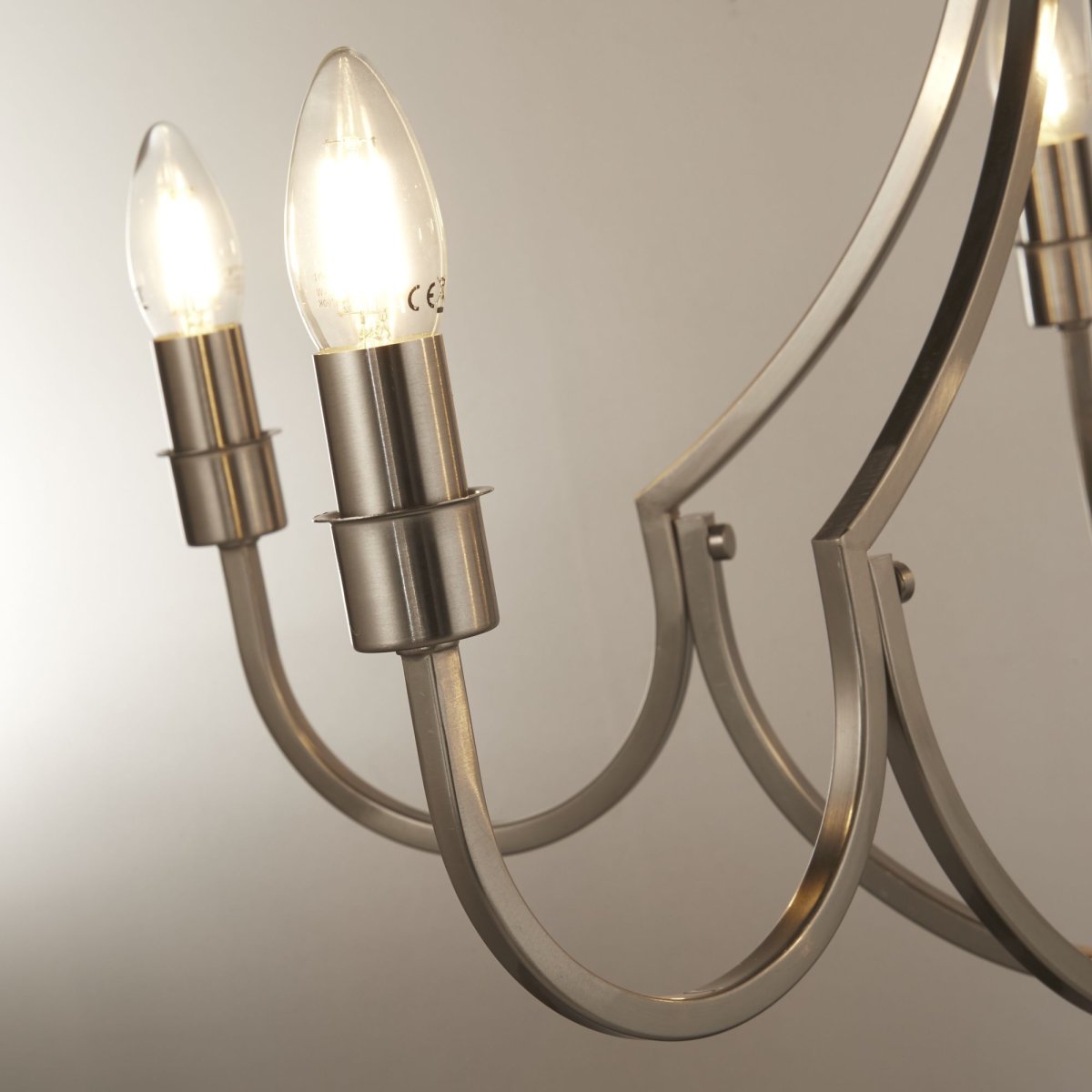 Lodge Ø65 Plata Lámpas de techo De Searchlight - Lodge es una elegante lámpara colgante con una silueta elegante y un diseño abierto que permite que la iluminación que elijas sea el centro de atención.