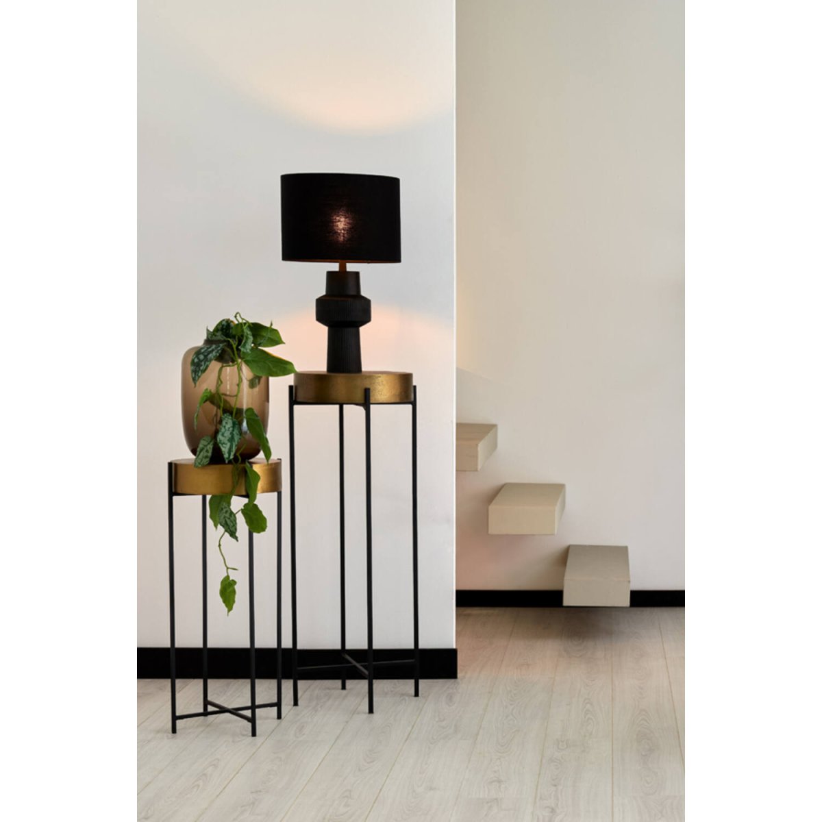 Briska 33cm Negro base de lámpara De Light & Living - Base de lámpara Briska: un detalle de interior moderno y elegante.