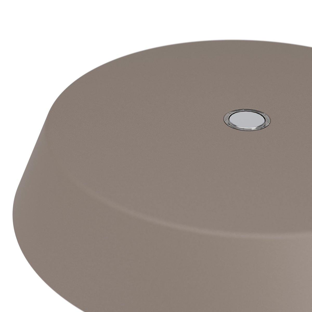 Turcio 20cm Bronce portátil De Eglo - Turcio es una lámpara portátil de metal con una base brillante de color bronce y una pantalla texturizada de color marrón oscuro.