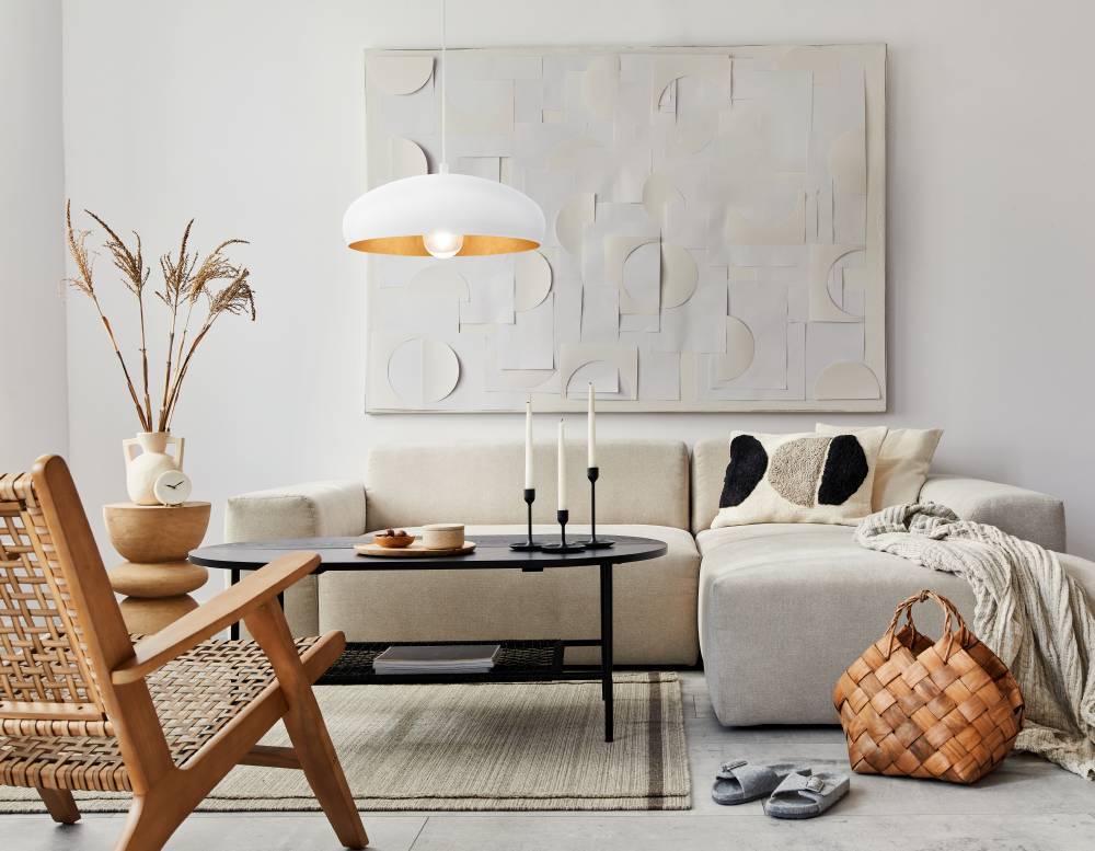 Mogano Ø40 Blanco Lámpas de techo De Eglo - El diseño minimalista hace que la lámpara se adapte fácilmente a diferentes estilos de interior y es una excelente opción para quienes buscan una solución de iluminación sutil pero elegante.