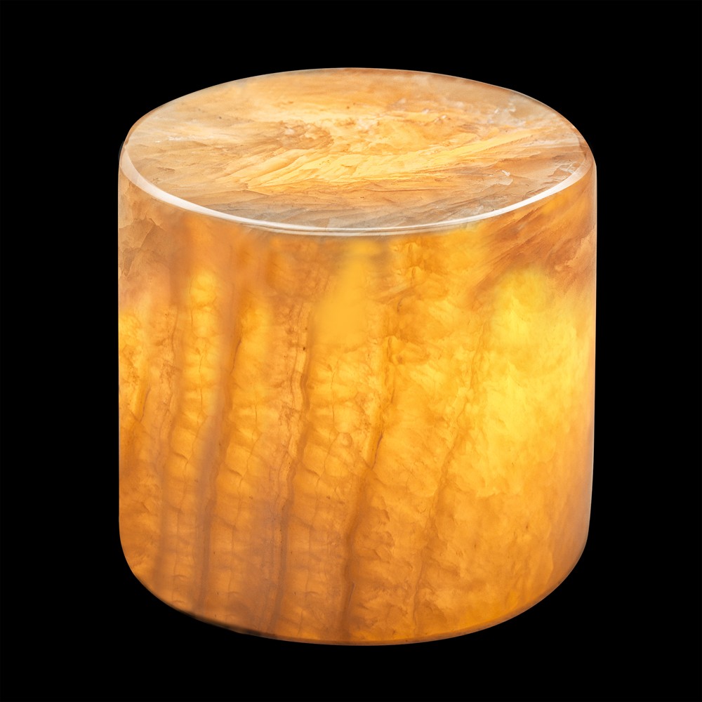 Marble 8cm Beige De Unison - Esta l&aacute;mpara de mesa de m&aacute;rmol est&aacute; elaborada con m&aacute;rmol aut&eacute;ntico pulido en un c&aacute;lido tono beige, creando una luz suave y acogedora.