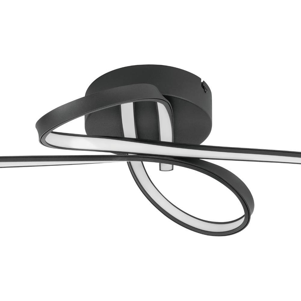 Selvina 70cm Negro plafón De Eglo - Gracias a la tecnología LED incorporada, la lámpara proporciona una luz agradable y de bajo consumo que encaja perfectamente en el salón o el comedor.