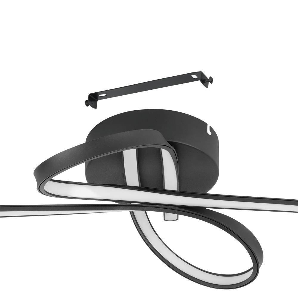 Selvina 70cm Negro plafón De Eglo - Gracias a la tecnología LED incorporada, la lámpara proporciona una luz agradable y de bajo consumo que encaja perfectamente en el salón o el comedor.