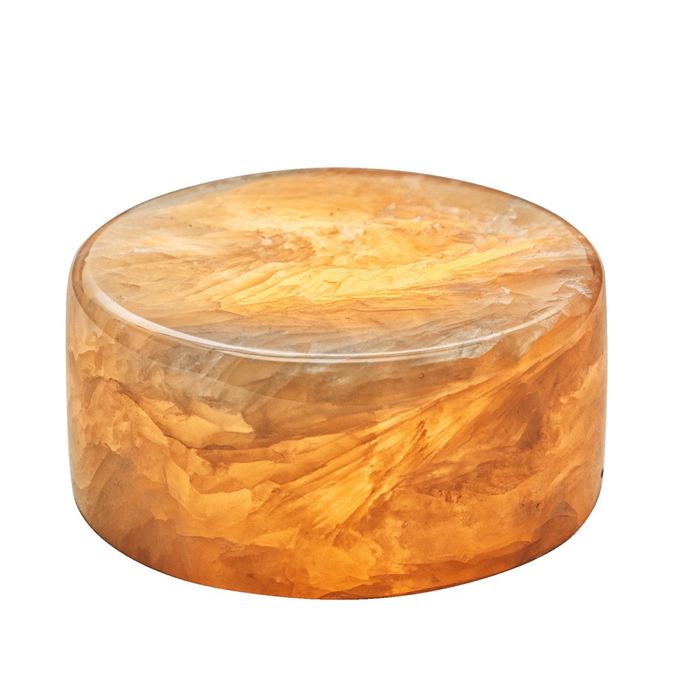 Marble 4cm Beige De Unison - Esta l&aacute;mpara de mesa de m&aacute;rmol est&aacute; elaborada con m&aacute;rmol aut&eacute;ntico pulido en un c&aacute;lido tono beige, creando una luz suave y acogedora.