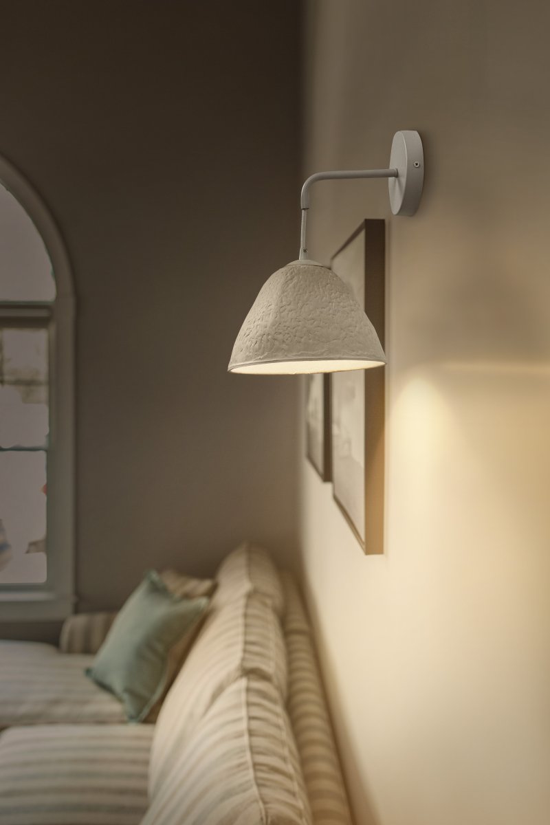 Camel Bell 22cm Blanco lámpara de pared De Ledvance - La pantalla de papel decorativa garantiza una hermosa difusi&oacute;n de la luz hacia abajo.