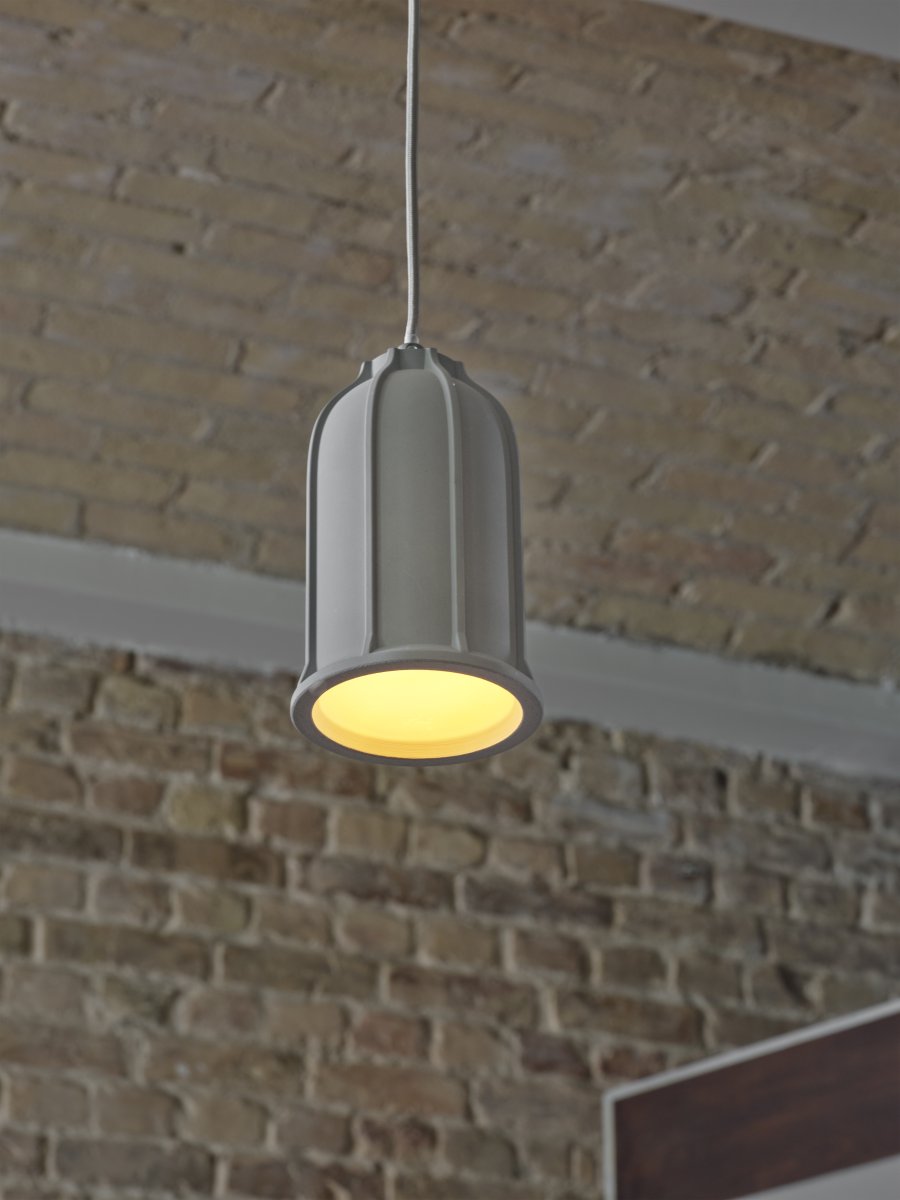 Concrete Sim Ø12 Gris Lámpas de techo De Osram - Se recomienda colocar varios en fila encima de la encimera de la cocina o la mesa del comedor.