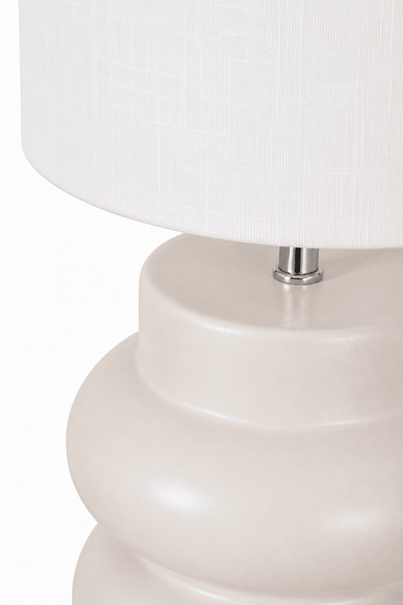 Anelli 56cm Blanco lámpara de mesa De Nordic Lighting - Su forma suave y org&aacute;nica y su color neutro la convierten en un complemento vers&aacute;til para cualquier estancia.