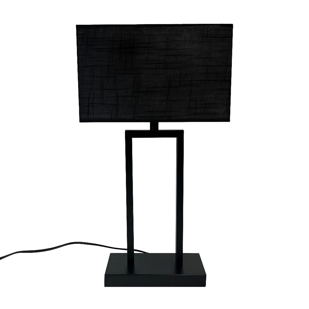 Gemma 52cm Negro lámpara de mesa De Nordic Lighting - Una elegante l&aacute;mpara de mesa met&aacute;lica con acabado negro, que irradia un estilo industrial y sofisticado.