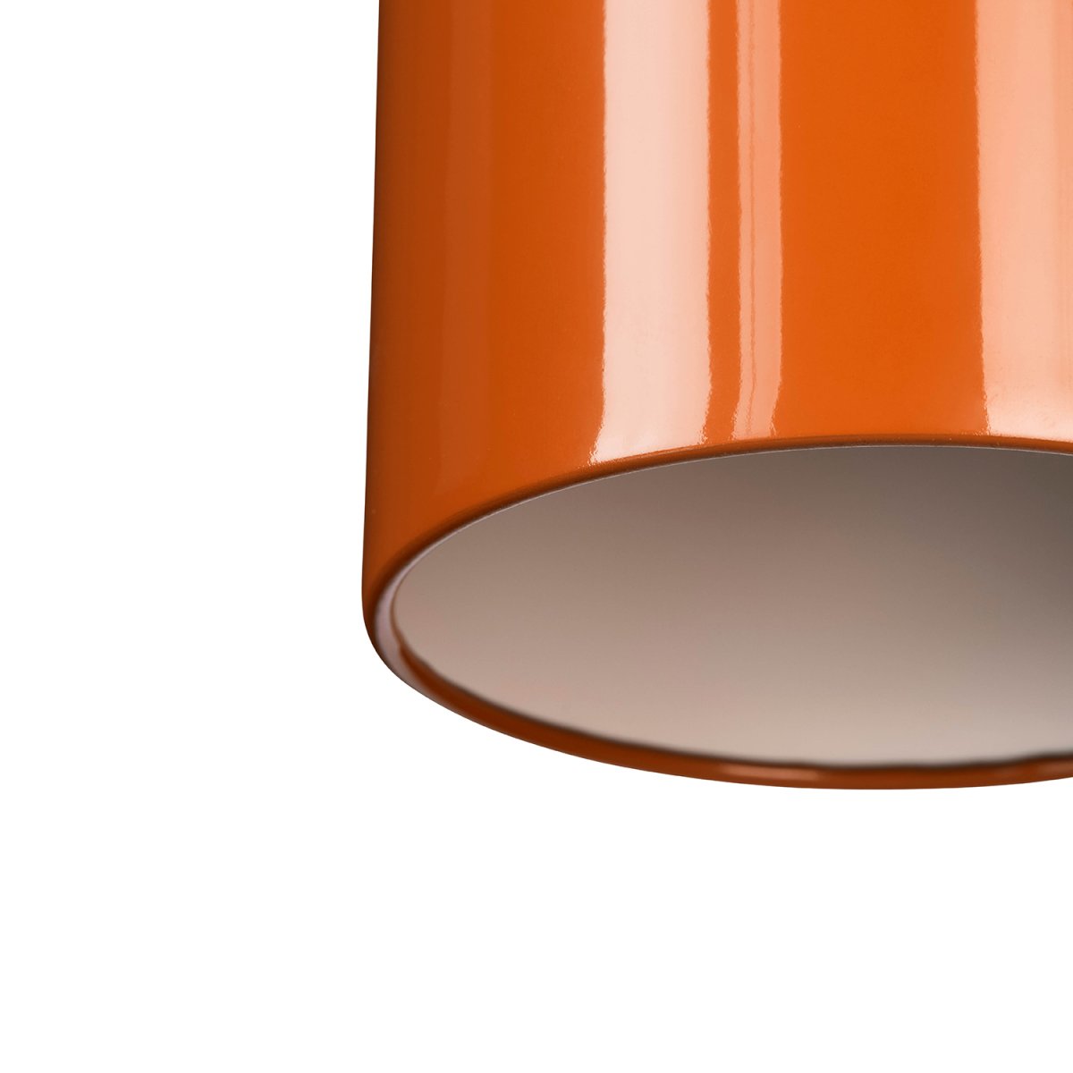 Lennon Ø12 naranja oscuro lámpara de ventana De CO Bankeryd - La l&aacute;mpara se puede colgar individualmente sobre un banco de trabajo en la cocina, en una ventana o en grupo sobre la mesa del comedor.