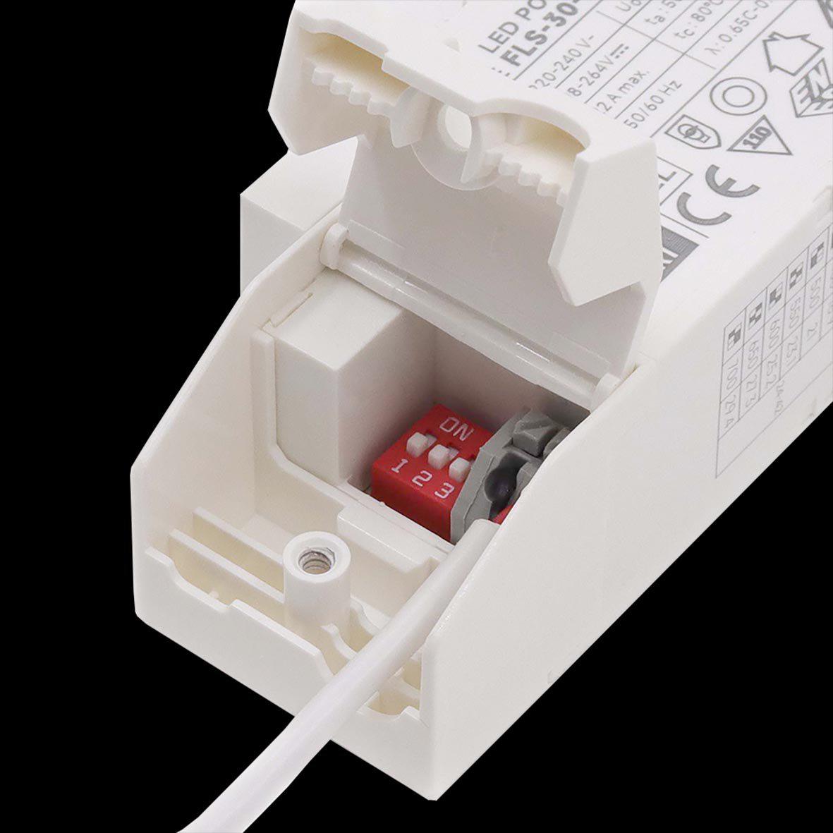 City Downlight 28/32/36W Blanco De Designlight - La potencia se ajusta a trav&eacute;s del lado secundario del controlador, mientras que la temperatura de color se configura mediante un control en el cable entre el controlador y la luminaria.