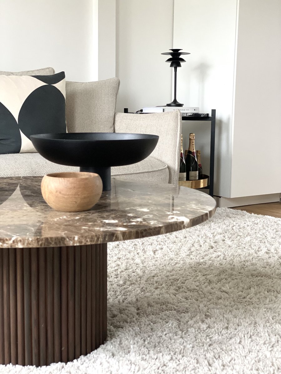 Picasso 45cm Negro mate lámpara de mesa De Belid - Para garantizar que la l&aacute;mpara de mesa siga integrando bien en la decoraci&oacute;n de su hogar incluso despu&eacute;s de muchos a&ntilde;os, hemos optado por un dise&ntilde;o simple y elegante.