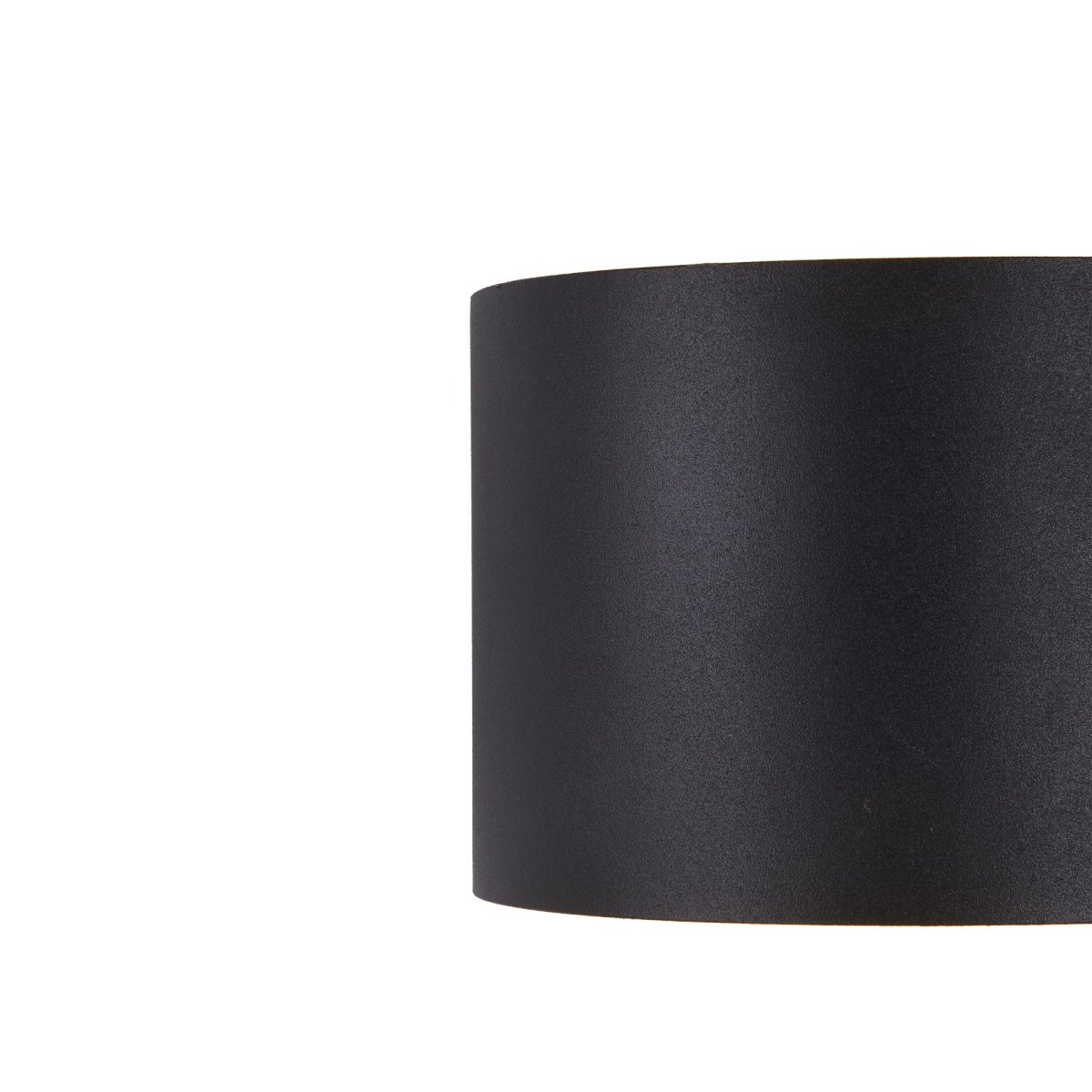 Fulton Negro lámpara de exterior De Maytoni - La superficie simple y elegante se combina con un flujo de luz de dos lados que proporciona una iluminación suave y agradable tanto hacia arriba como hacia abajo.