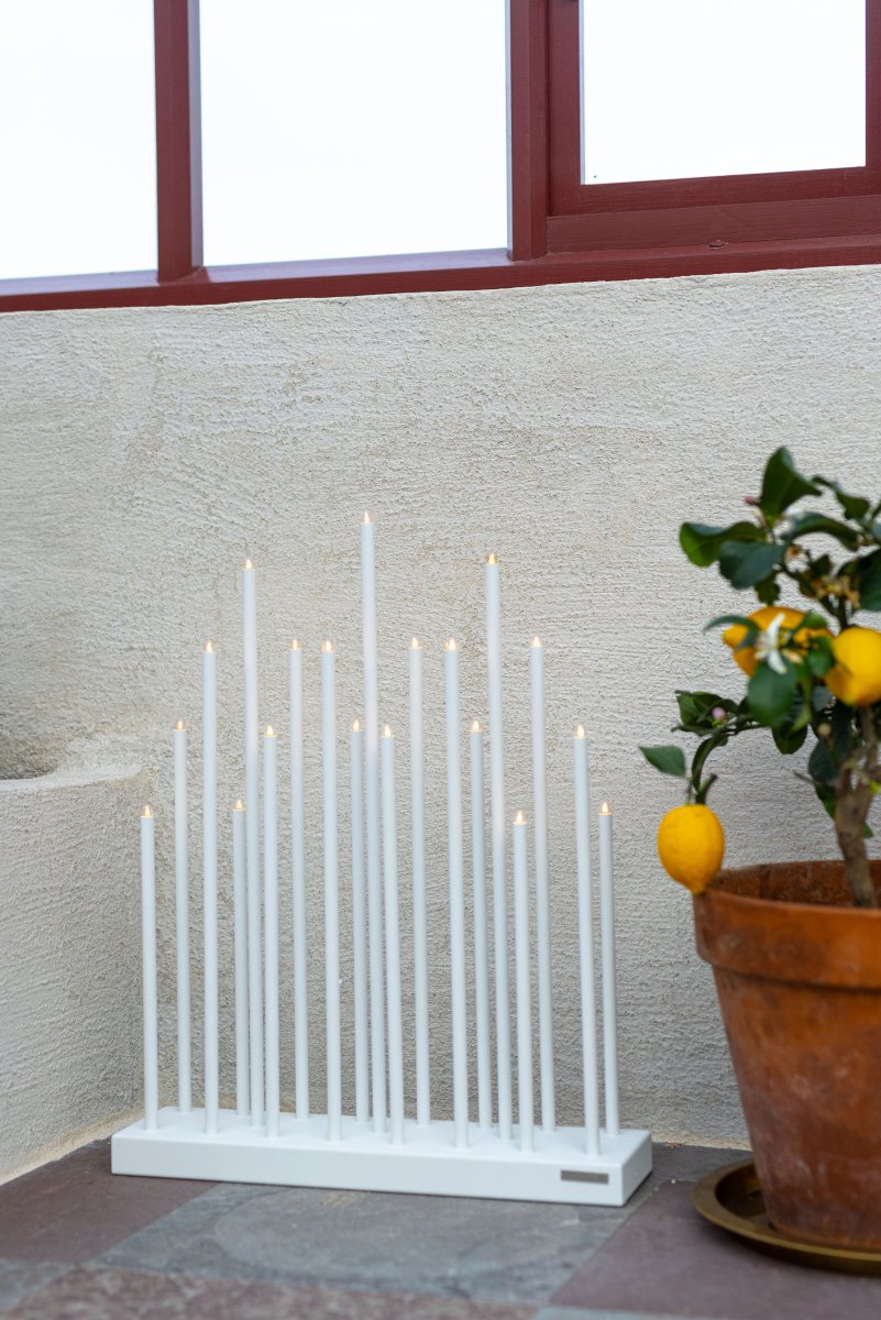 Elflugan Grande Blanco De SMAK Design - Igual de simple, igual de bello, pero m&aacute;s grande.