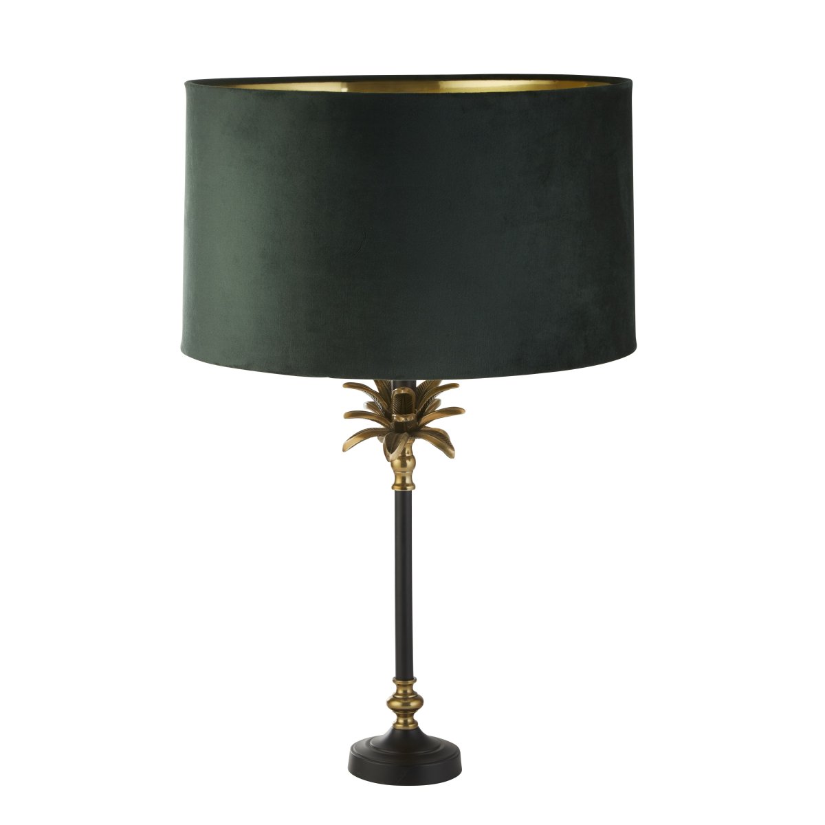Palm 45cm Verde lámpara de mesa De Searchlight - Fabricada con materiales de alta calidad, cuenta con una base de latón antiguo y negro mate en forma de palmera, rematada con una lujosa pantalla de terciopelo verde oscuro con un interior de color dorado.