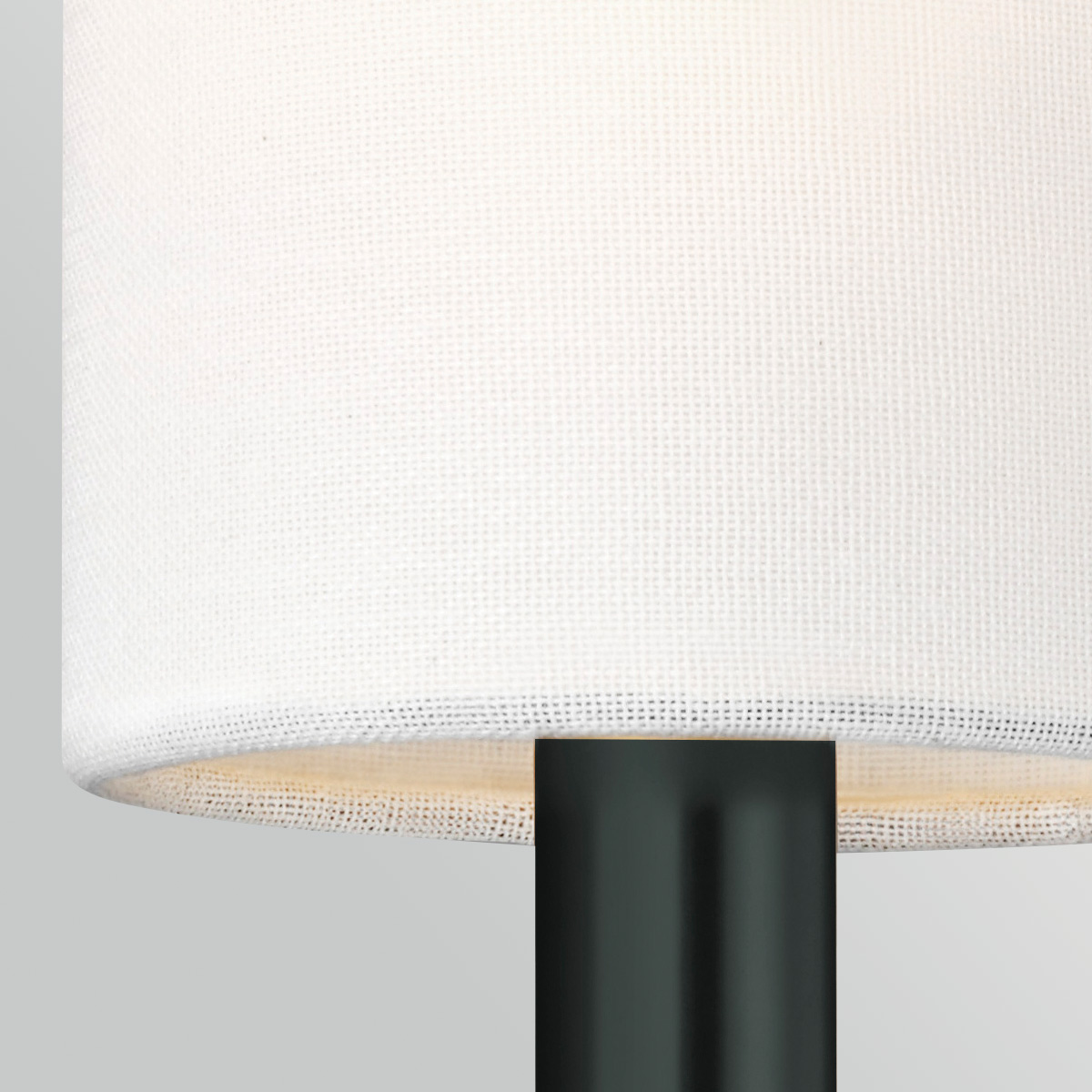 Brianna 36cm Negro lámpara de pared De Elstead Lighting - Brianna es una l&aacute;mpara de pared decorativa con un dise&ntilde;o ligero y minimalista.