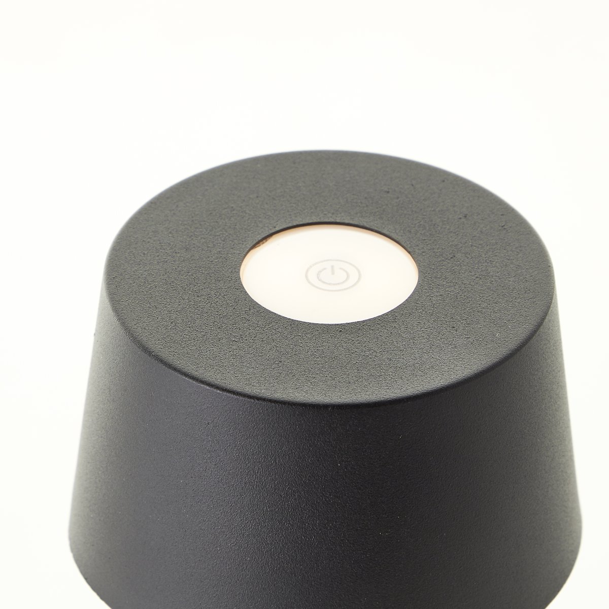 Jona 25cm Negro portátil De Brilliant - En la parte superior de la pantalla est&aacute; integrado un regulador de intensidad de tres etapas que permite ajustar c&oacute;modamente la intensidad de la luz en tres niveles.