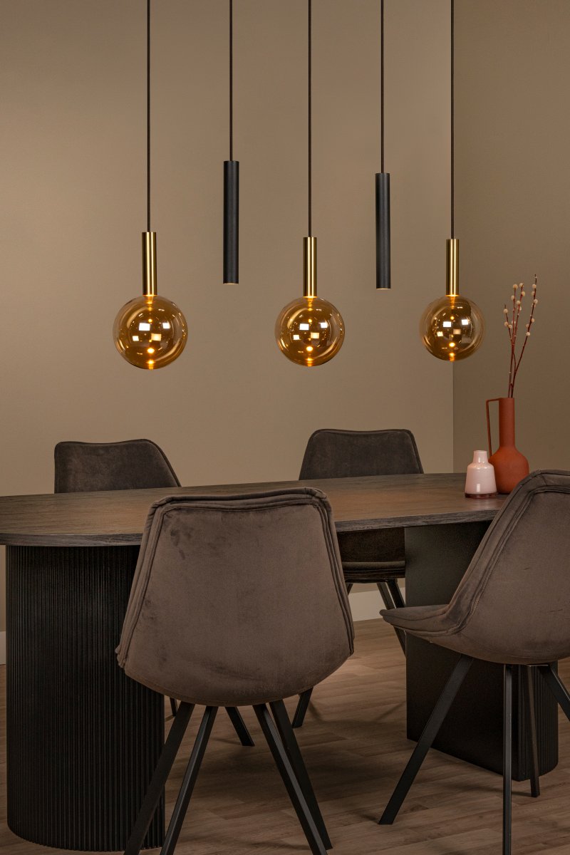 Josiane 105cm Negro Lámpas de techo De Lucide - Las c&uacute;pulas de vidrio &aacute;mbar con accesorios de color lat&oacute;n albergan una bombilla G9, que emite una luz suave y acogedora.