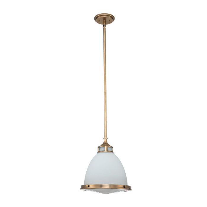 Amelia Ø32 Latón Lámpas de techo De Elstead Lighting - Amelia har en klassisk pendeldesign som f&ouml;rnyar vintage-detaljer med ett gjutet glasf&auml;ste, en gjuten metallram samt framtr&auml;dande g&aring;ngj&auml;rn och sp&auml;nnen.