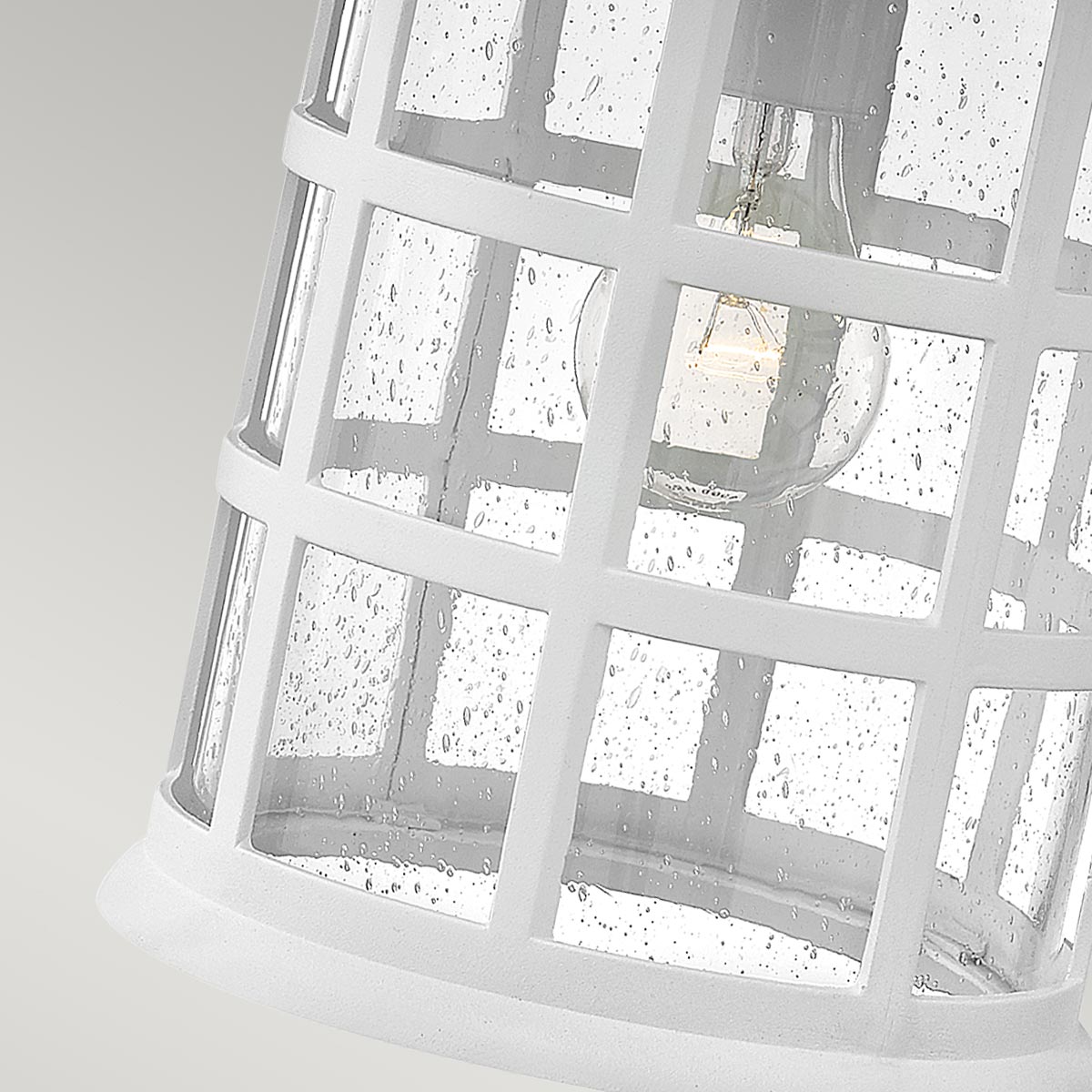 Freeport 40cm Blanco lámpara de exterior De Elstead Lighting - Freeport es una lámpara de pared para exterior encantadora y clásica que combina un diseño tradicional con una durabilidad moderna.