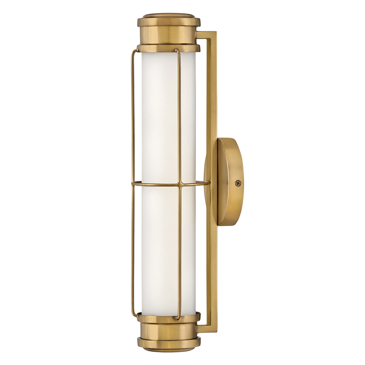 Saylor 43cm Latón lámpara de baño De Elstead Lighting - Fabricada en metal con un c&aacute;lido acabado en lat&oacute;n, cuenta con una pantalla alargada de cristal opalino que crea una luz uniforme y suave.