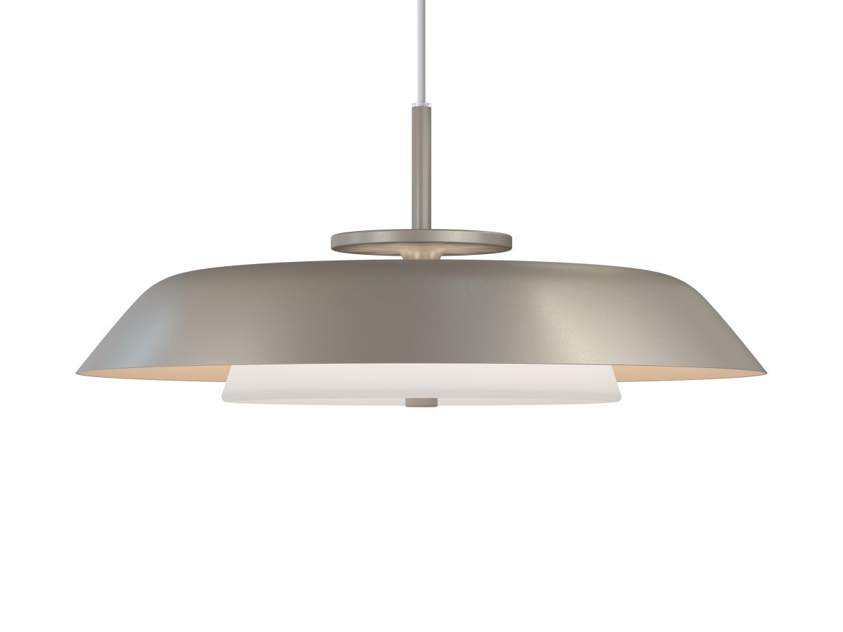 Horisont Ø43 Champán Lámpas de techo De Belid - Inspirada en la historia de la costa de Belid y Varberg, esta lámpara cautiva con su diseño contrastante y a la vez armonioso.