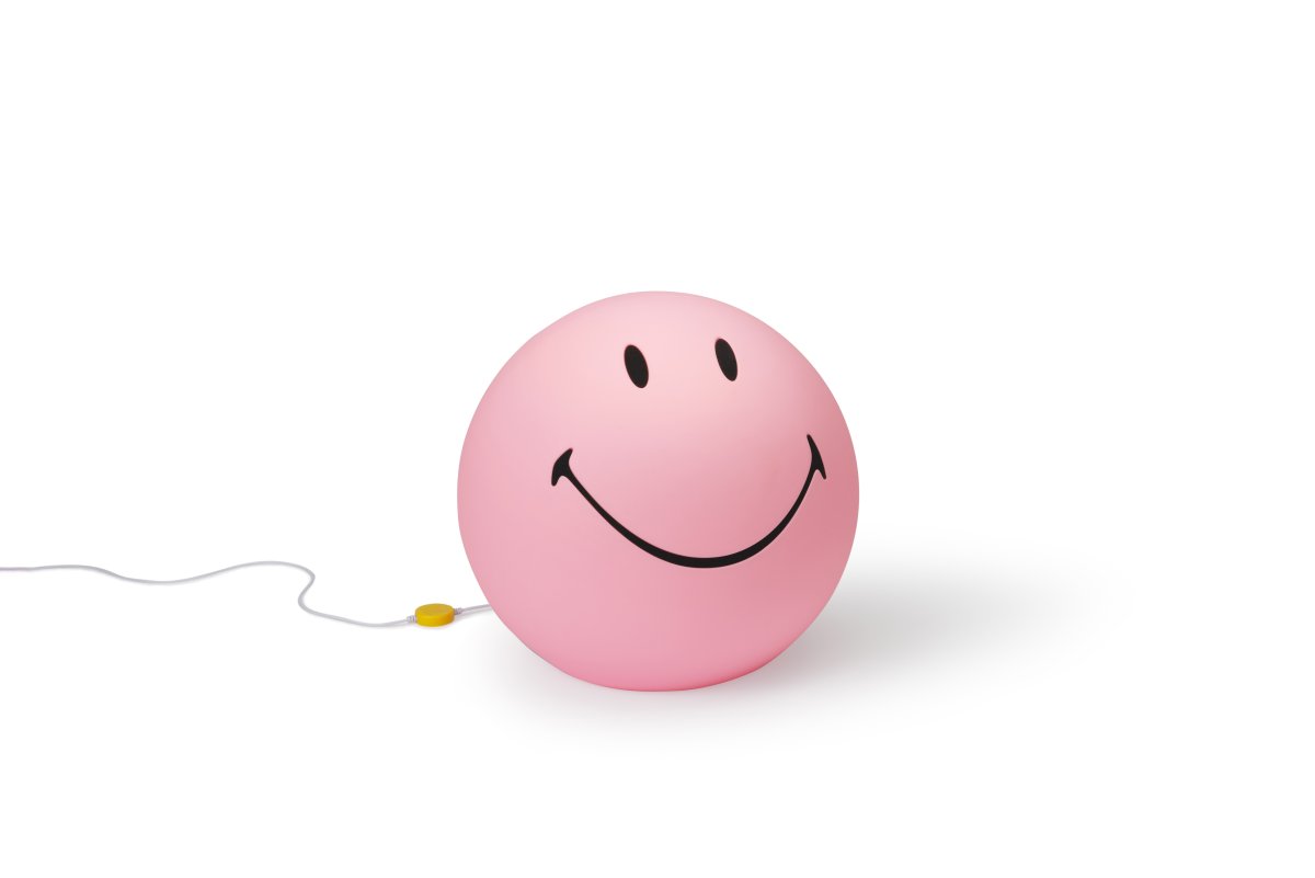Smiley High Light Rosa lámpara infantil De Mr Maria - Smiley ilumina la habitaci&oacute;n con una luz c&aacute;lida y agradable y te sonr&iacute;e al entrar.
