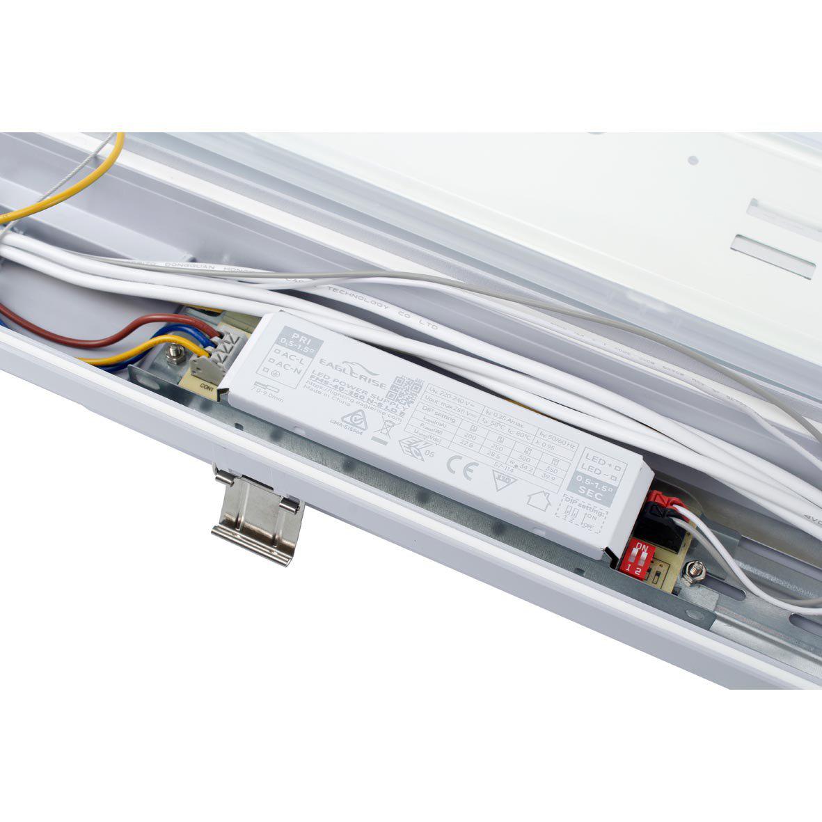 Sixtyfivey 4000K 120cm Gris De Designlight - La luminaria ofrece flexibilidad y facilidad de uso gracias a caracter&iacute;sticas como: Potencia ajustable mediante interruptor DIP para una adaptaci&oacute;n personalizada; Conexi&oacute;n pasante para un f&aacute;cil tendido de cables; Soporte de cable incluido; Construcci&oacute;n robusta para un funcionamiento continuo; Flujo luminoso: 23 W: 3224 lm; 29 W: 3950 lm; 34 W: 4726 lm; 40 W: 5800 lm; IK08.