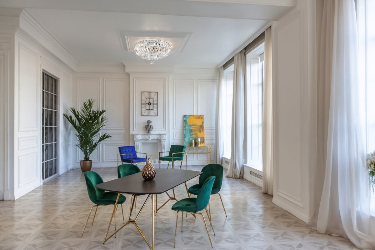 Basfor Ø30 Níquel cristal De Maytoni - Esta lámpara de techo de cristal es perfecta para quienes quieran añadir un toque de glamour y exclusividad a su hogar, especialmente en el salón, el comedor o la zona de entrada.