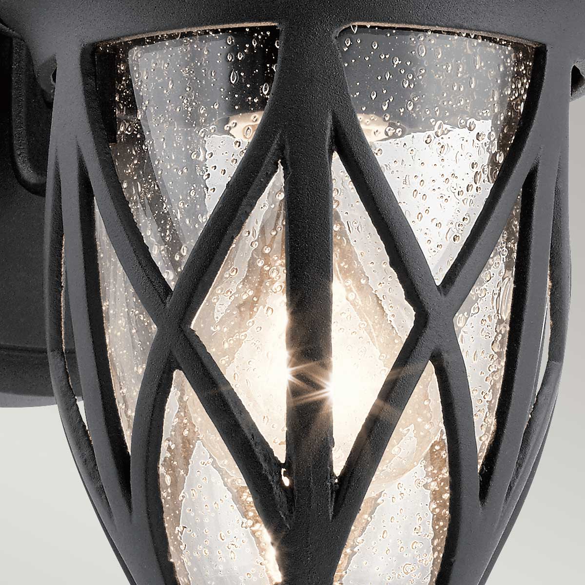Admirals Cove Negro lámpara de exterior De Elstead Lighting - Está hecho de un material compuesto resistente a la intemperie que puede soportar las exigentes influencias exteriores como el agua salada y la radiación UV.