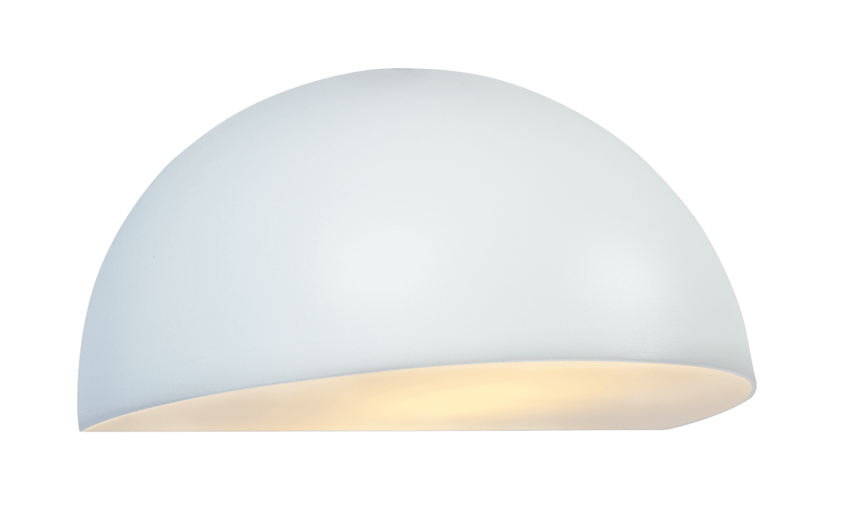 Karlskrona Blanco lámpara de exterior De Nordic Lighting - Es ideal para la entrada, el patio o varias l&aacute;mparas alineadas a lo largo de la fachada.