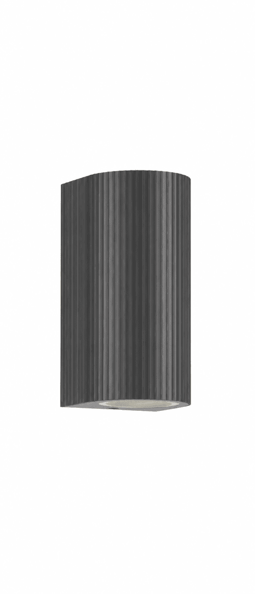 Freja Duo Antracita lámpara de exterior De Lampan - Fabricada en metal lacado en antracita con una textura decorativa acanalada, la l&aacute;mpara irradia un aspecto vibrante y exclusivo.