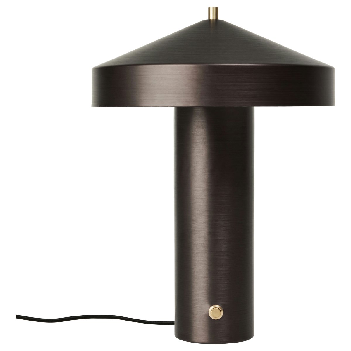 Hatto 40cm Bronce lámpara de mesa De OYOY - La lámpara de mesa Hatto en bronce es como una pequeña obra de arte que aporta luz y crea un ambiente único a tu hogar.