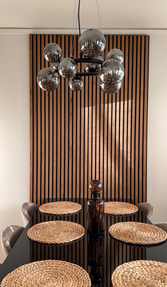Molekyl Ø50 Gris humo Lámpas de techo De Aneta Lighting - Su dise&ntilde;o moderno y &uacute;nico combinado con materiales de alta calidad la convierte en la opci&oacute;n ideal para las personas que se preocupan por el dise&ntilde;o: una l&aacute;mpara que mejora el estado de &aacute;nimo y marca un estilo.