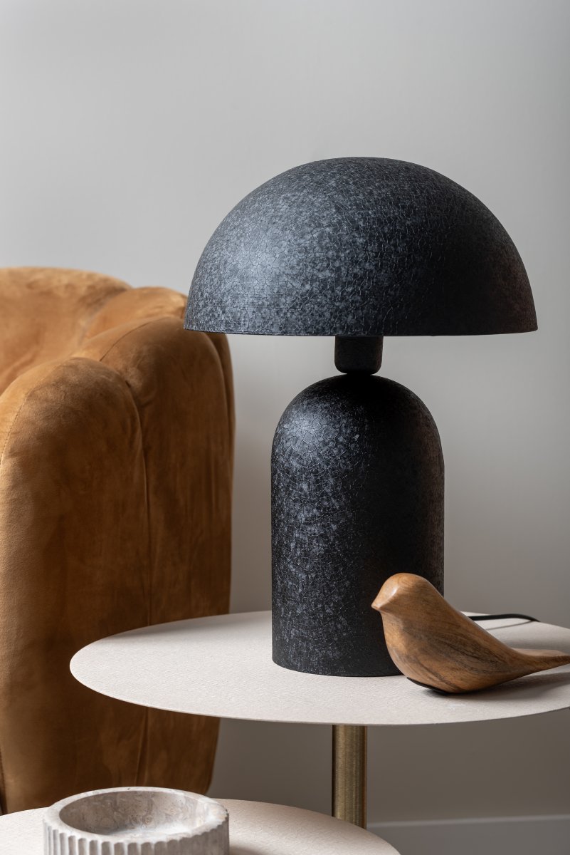 Boaz 43cm Negro lámpara de mesa De Leitmotiv - La lámpara de mesa metálica Boaz impresiona por su diseño moderno y elegante, con una silueta moderna en forma de seta.