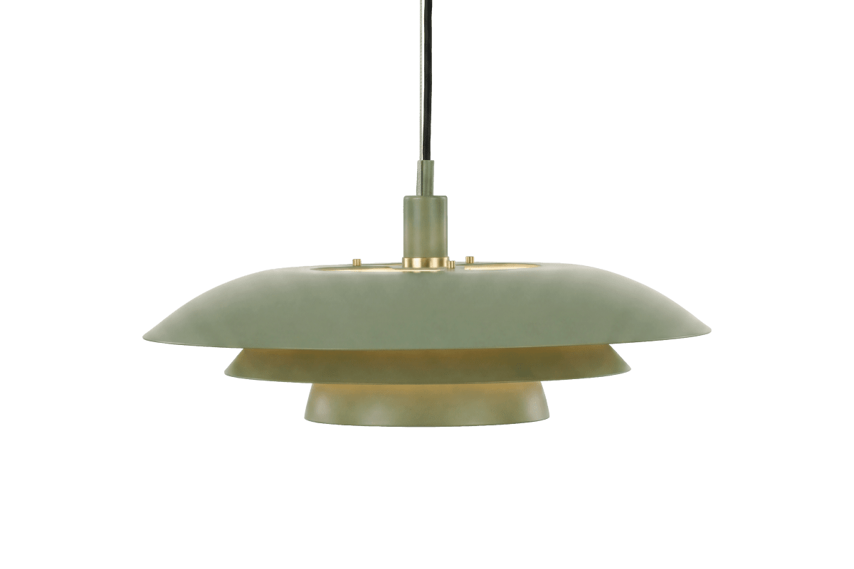 Imagen ampliada de Epsilon Ø56 Verde Lámpas de techo De Aneta Lighting - Su pantalla met&aacute;lica verde de tres secciones garantiza una distribuci&oacute;n de luz agradable y evita el deslumbramiento.