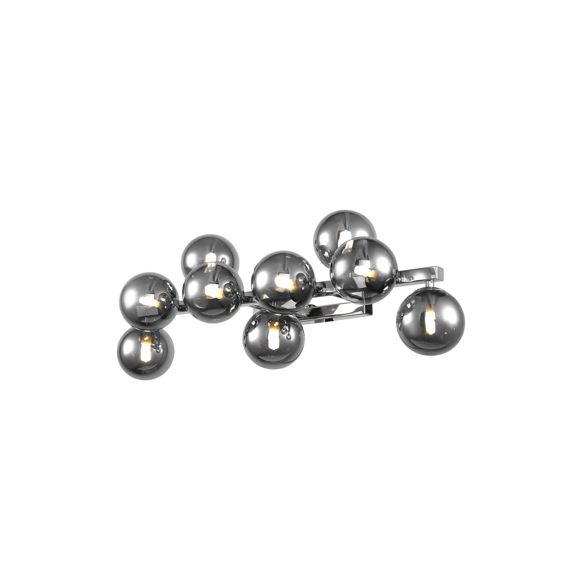 Dallas 65cm Cromo lámpara de pared De Maytoni - La sofisticada estructura de metal, combinada con los globos de vidrio ahumado, la convierte en un verdadero punto de atracción, ideal para espacios amplios como salas de estar o comedores.