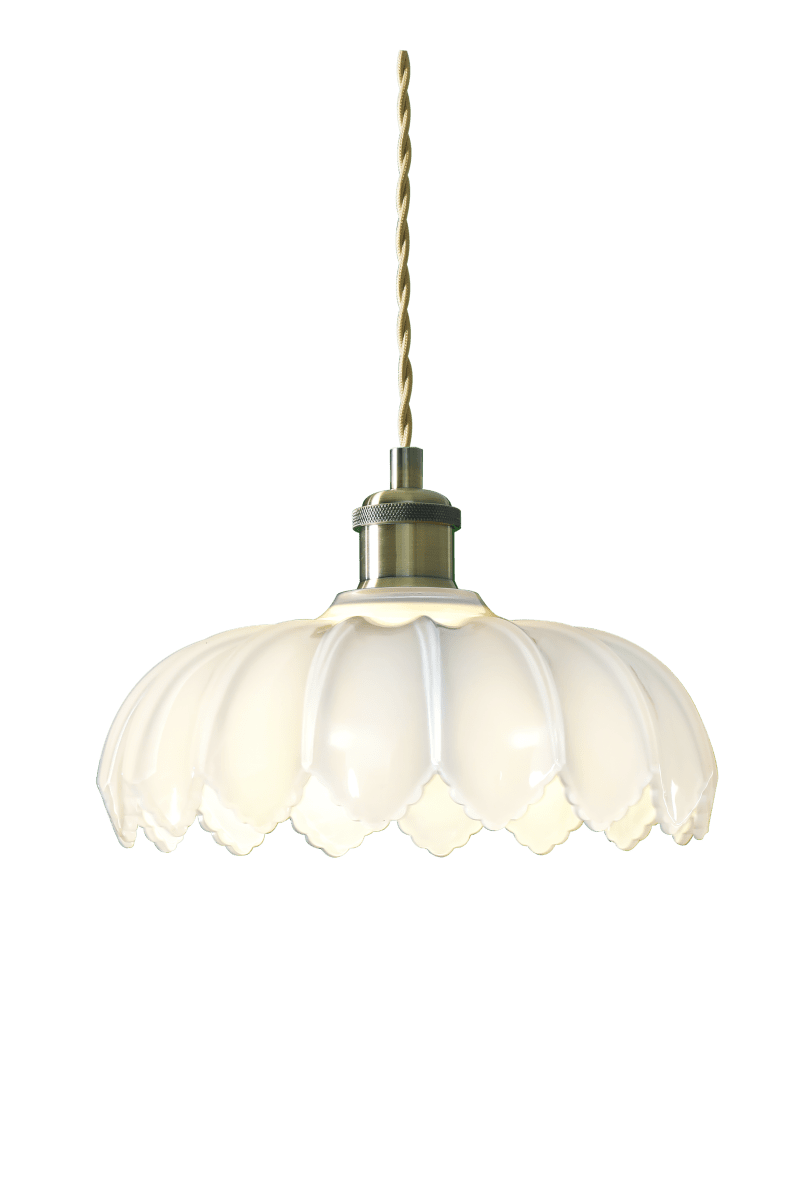 Sofia Ø25 Latón antiguo/blanco lámpara de ventana De Aneta Lighting - La lámpara de ventana Sofia, de estilo romántico vintage, es un hermoso detalle que se integra en interiores clásicos, rústicos y modernos.