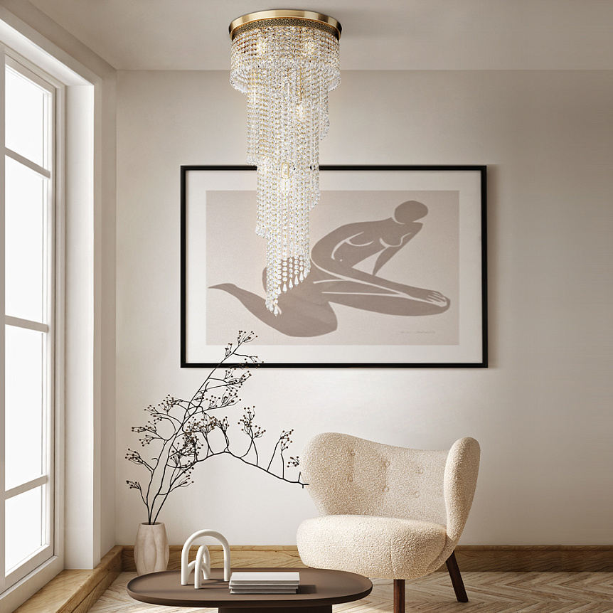 Cascade Ø42 Oro cristal De Maytoni - Los prismas decorativos cuelgan en varios niveles y encierran las fuentes de luz, creando un juego de luz radiante y una atm&oacute;sfera exclusiva.
