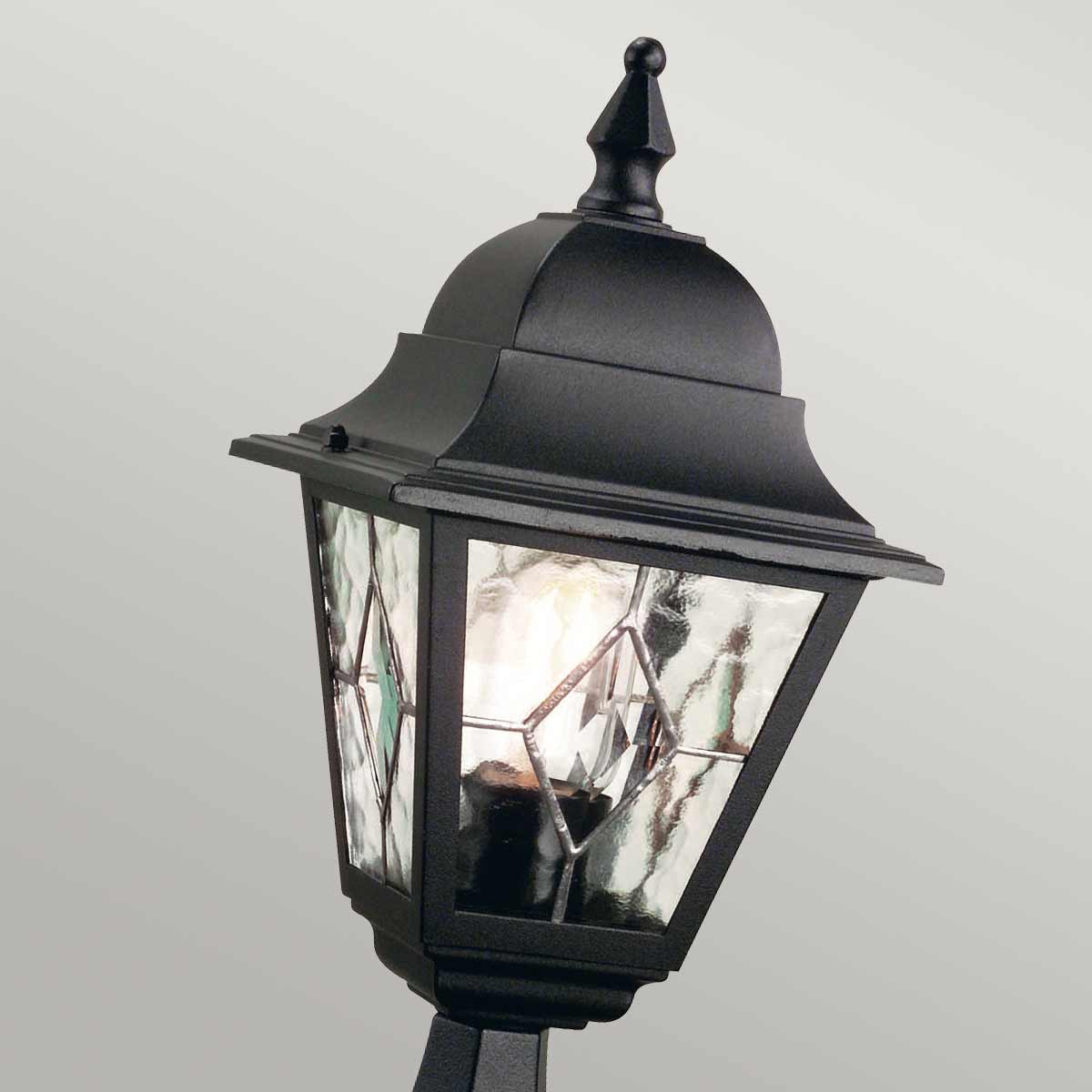Norfolk 44cm Negro De Elstead Lighting - La lámpara de pie Norfolk ofrece un diseño clásico y elegante con sus paneles de vidrio emplomado, cada panel compuesto por cinco piezas de vidrio cortadas a mano.