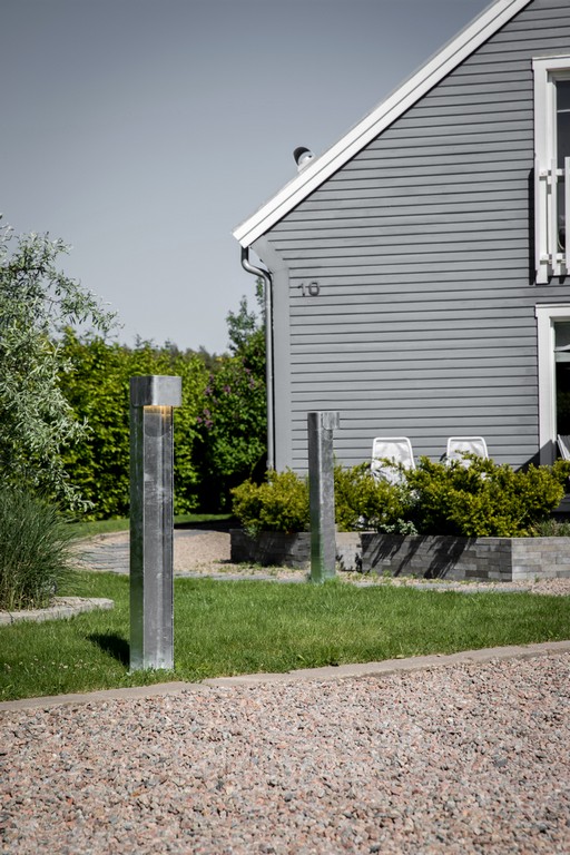 Taurus 100cm Galvanizado balizas De Belid - Proporciona una hermosa iluminación en su jardín o camino de entrada.