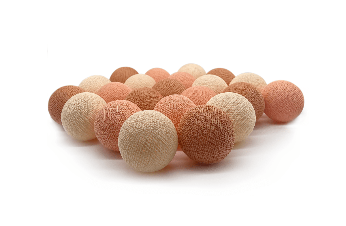Irislights Peach 35-lights Durazno De Irislights - Crea un ambiente acogedor y decorativo con esta guirnalda de luces de Irislights en tres tonos diferentes de rosa.